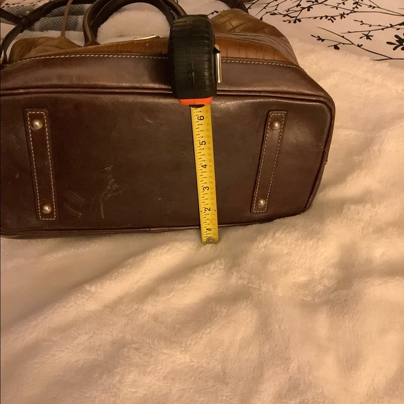 Dooney Bourke Tote - Picture 10 of 10